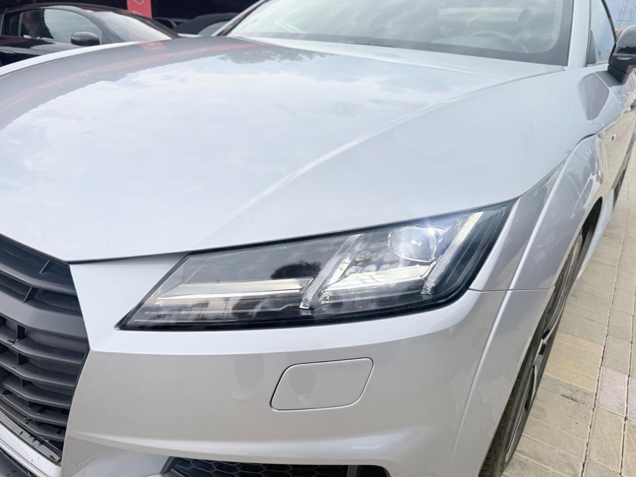 Audi TT Coupé 2.0 TFSI S tronic line