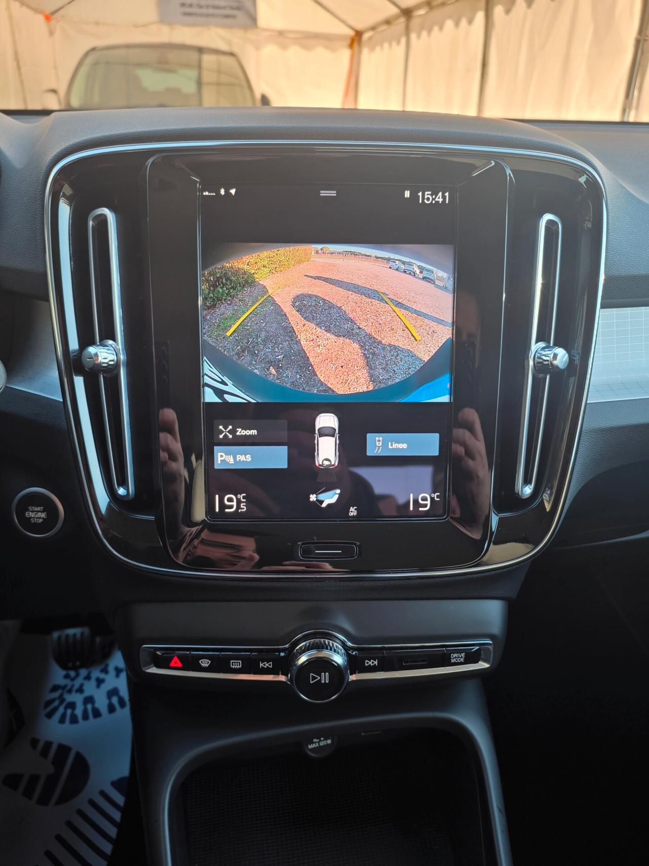 Volvo XC40 T2 Business FINANZIABILE