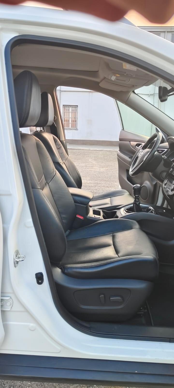 Nissan X-Trail 1.6 dCi 4WD Tekna