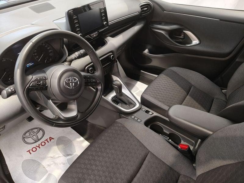 Toyota Yaris Hybrid Active MY22