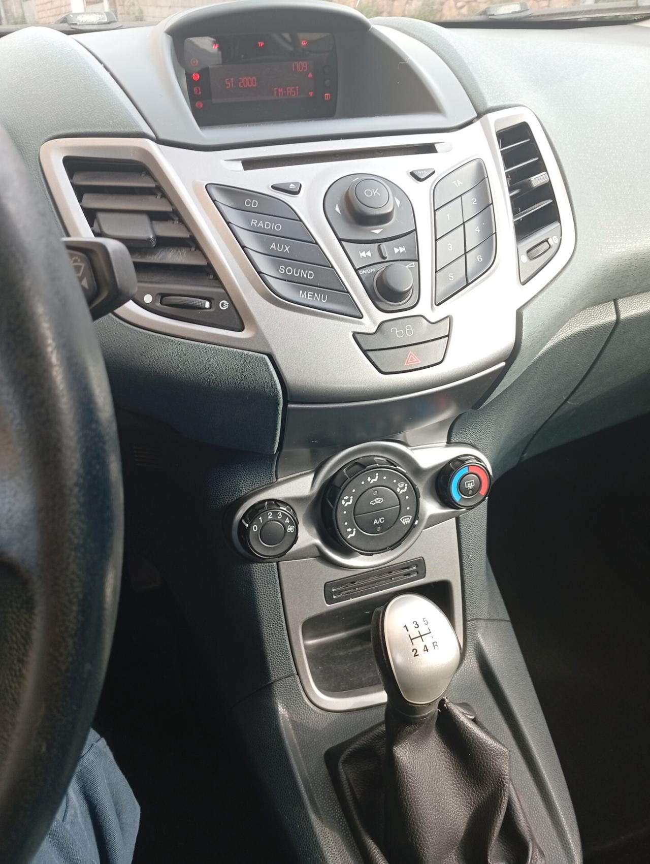 Ford Fiesta 1.2 16V 3p. Ghia