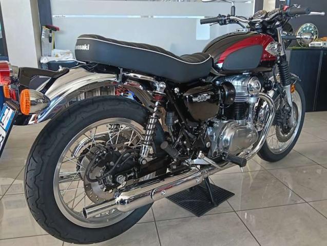 Kawasaki W 800