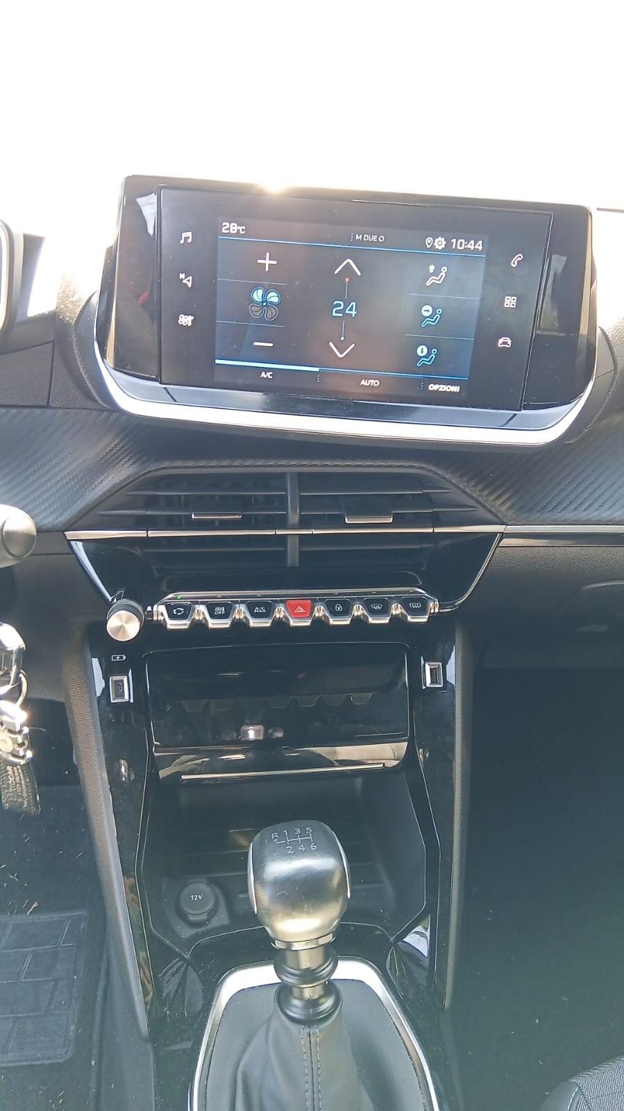 Peugeot 2008 PureTech 100 S&S Active