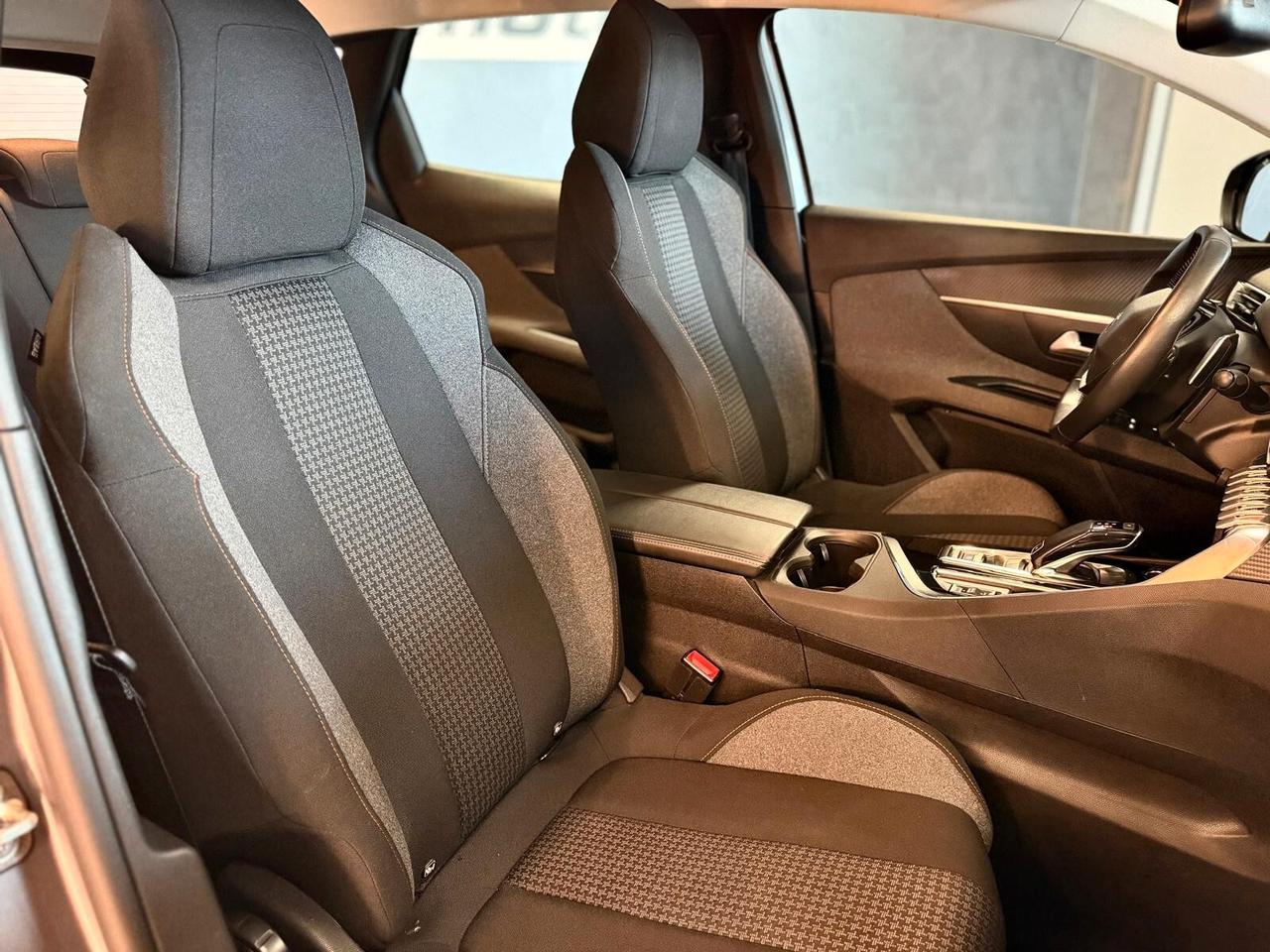 Peugeot 5008 BlueHDi 130 S&S EAT8 Active Pack