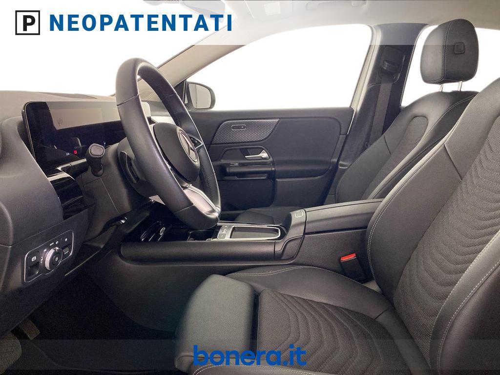 Mercedes GLA 180 180 D Advanced 8G-DCT
