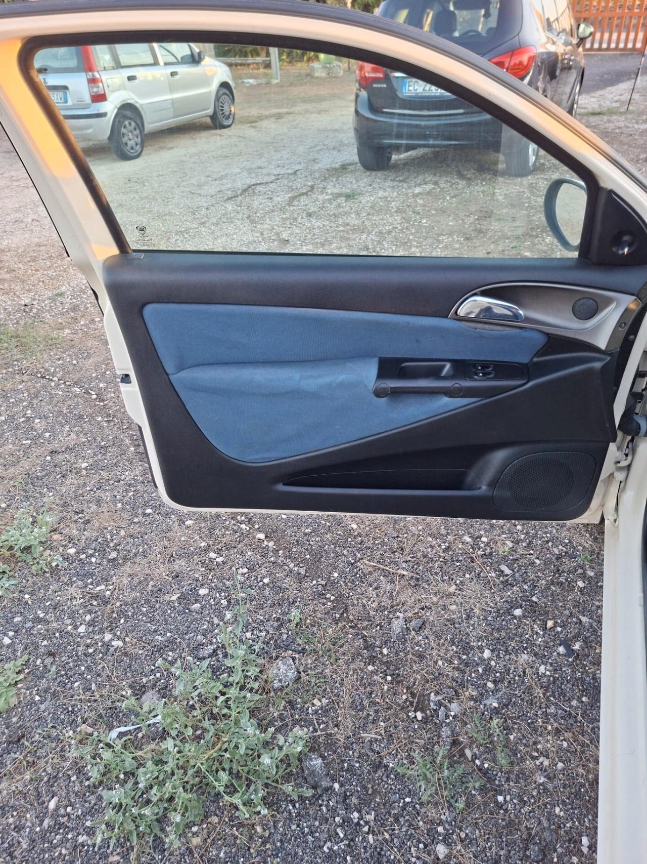 Lancia Ypsilon 1.2 benzina/GPL