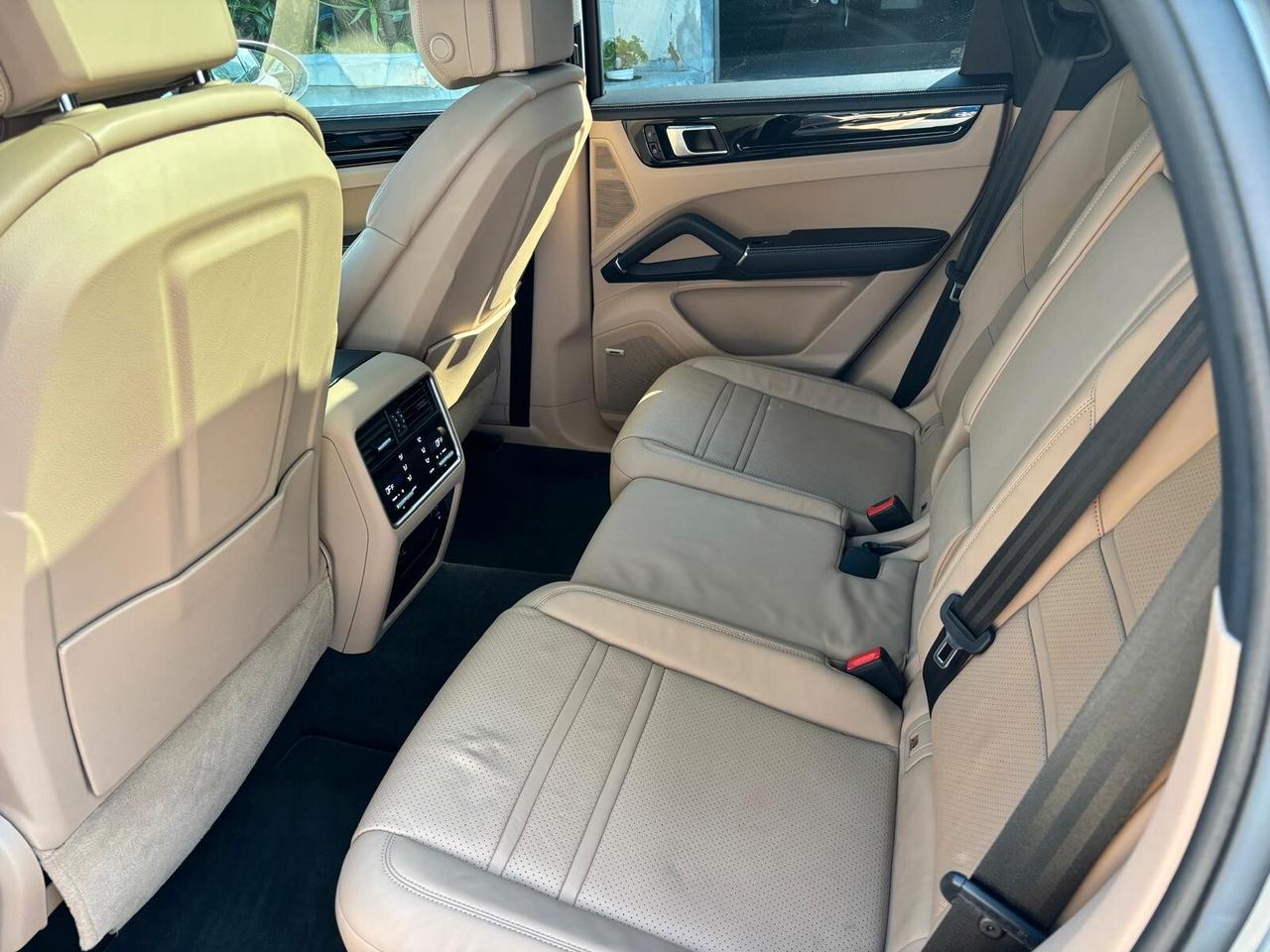 Porsche Cayenne E-Hybrid