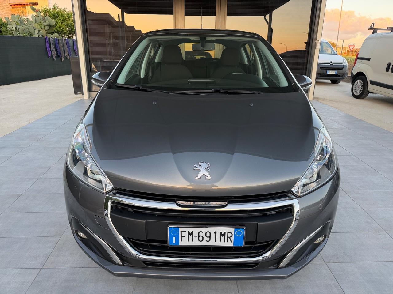 Peugeot 208 BlueHDi 75 5 porte Allure