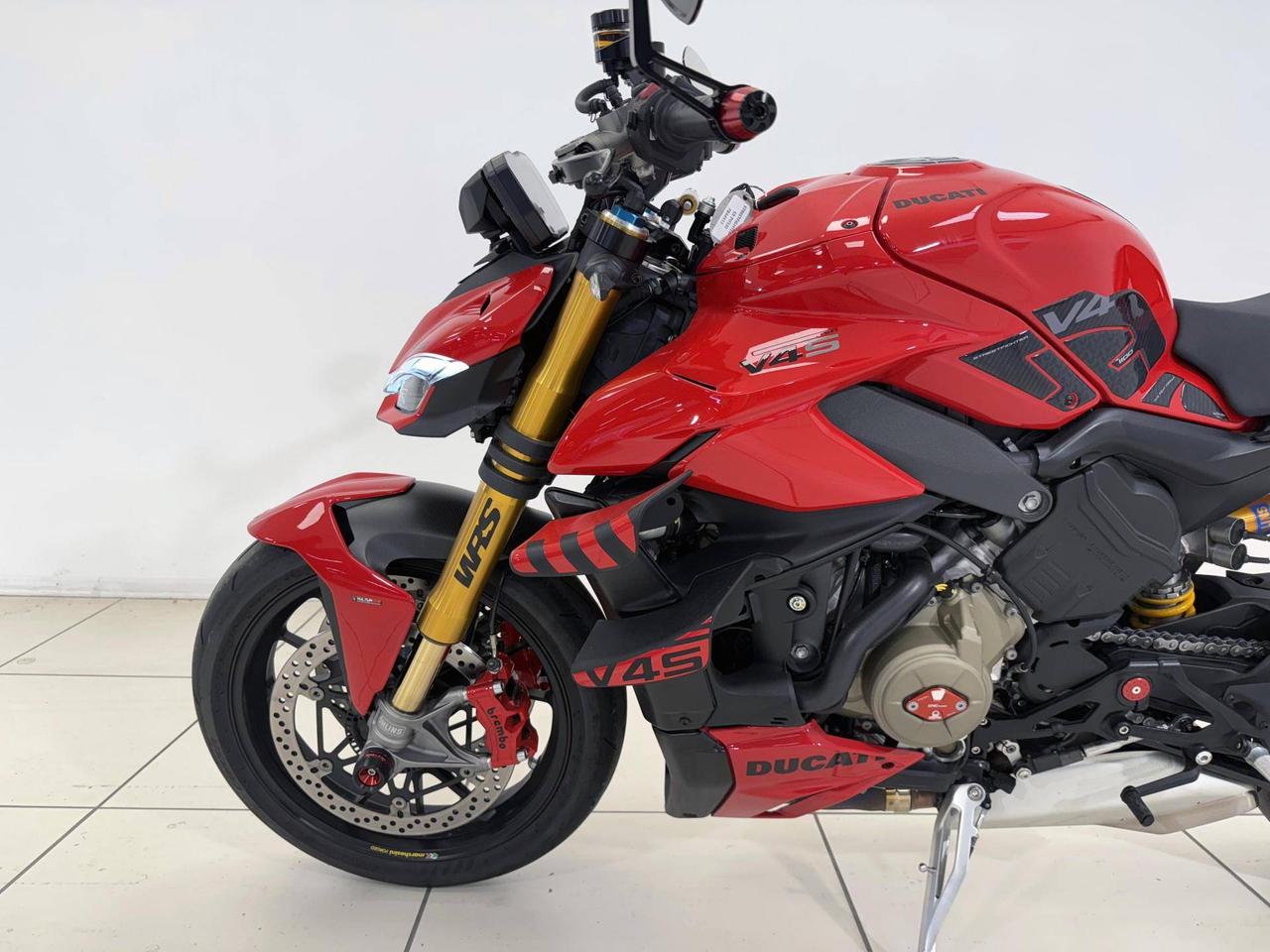 DUCATI Streetfighter V4 1100 Streetfighter V4 S Red