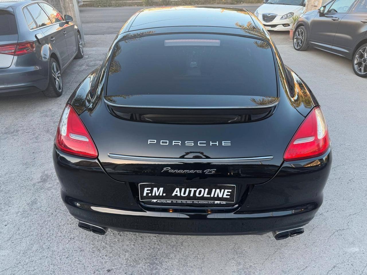 Porsche Panamera 4.8 4S PDK 2010