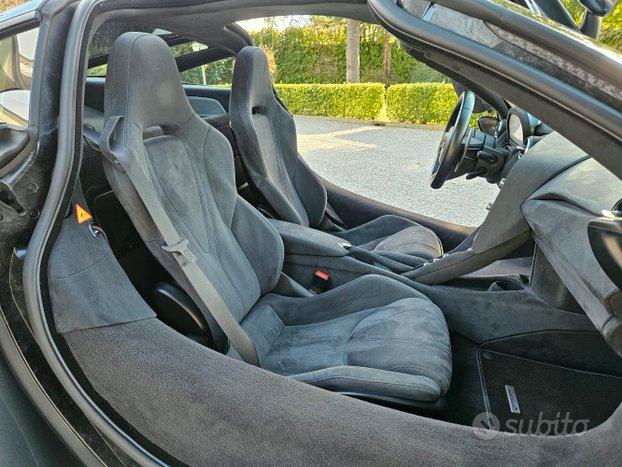 Mclaren 720s Performance Iva Esposta