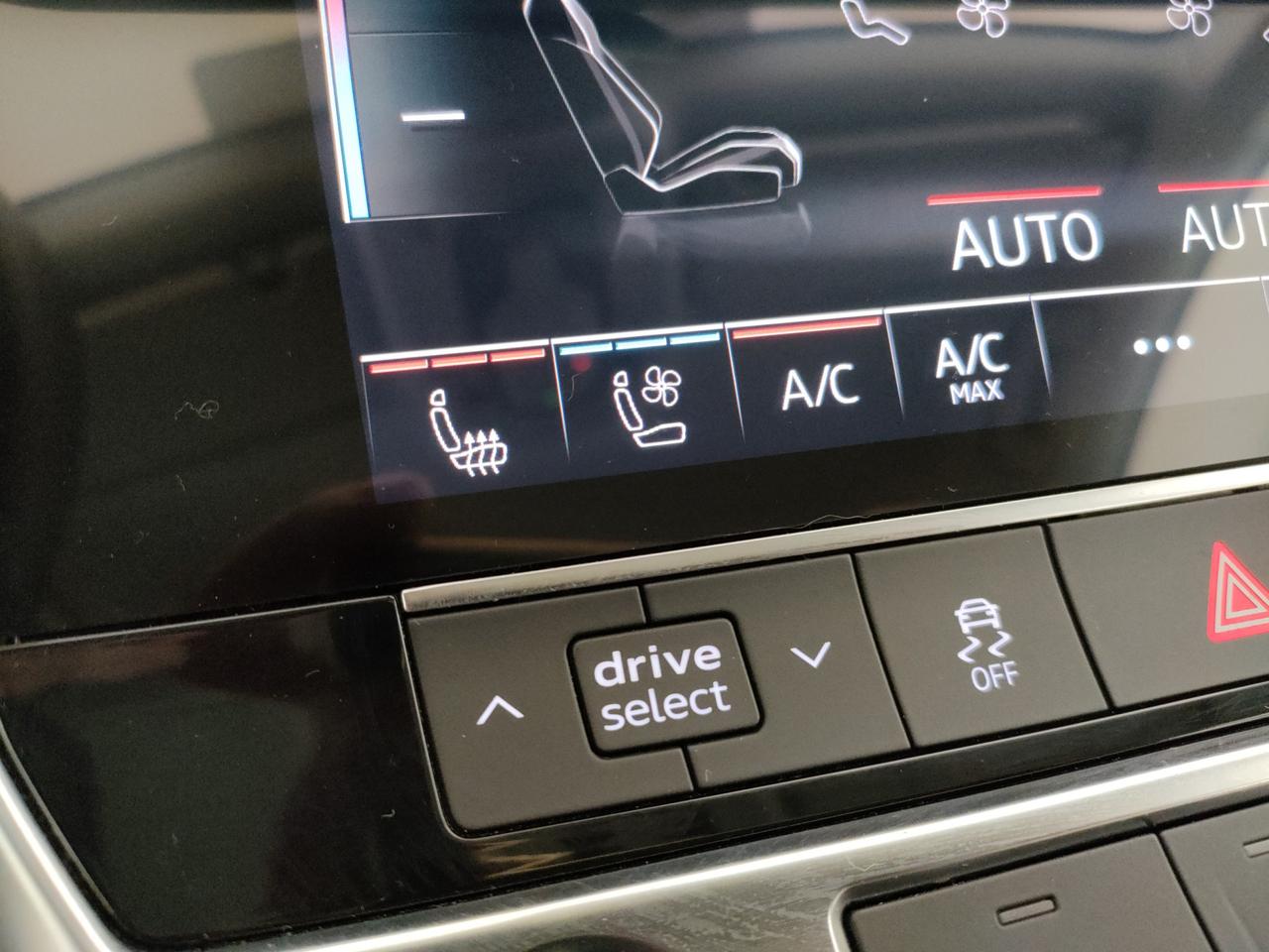 Audi A6 Avant 45 3.0 tdi mhev 48V S line edition quattr