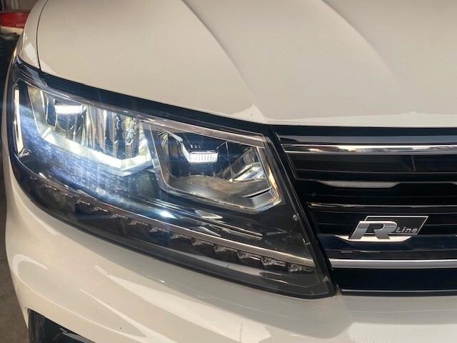 Volkswagen Tiguan 2.0 TDI DSG SPORT R-LINE 24 MESI GARANZIA