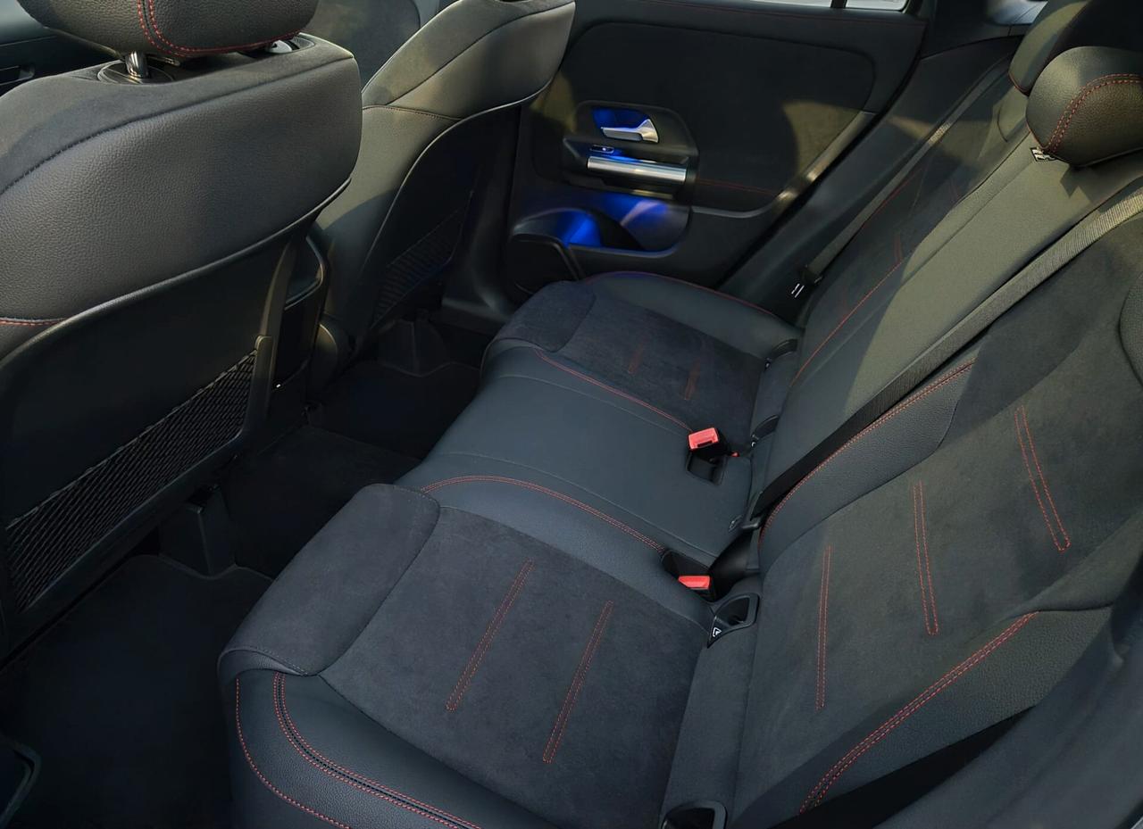 Mercedes-benz GLA 200 d AMG Premium Night edition Tetto apribile