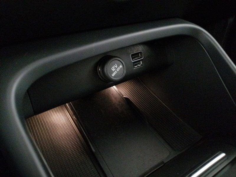 Volvo XC40 1.5 t4 recharge phev Core auto