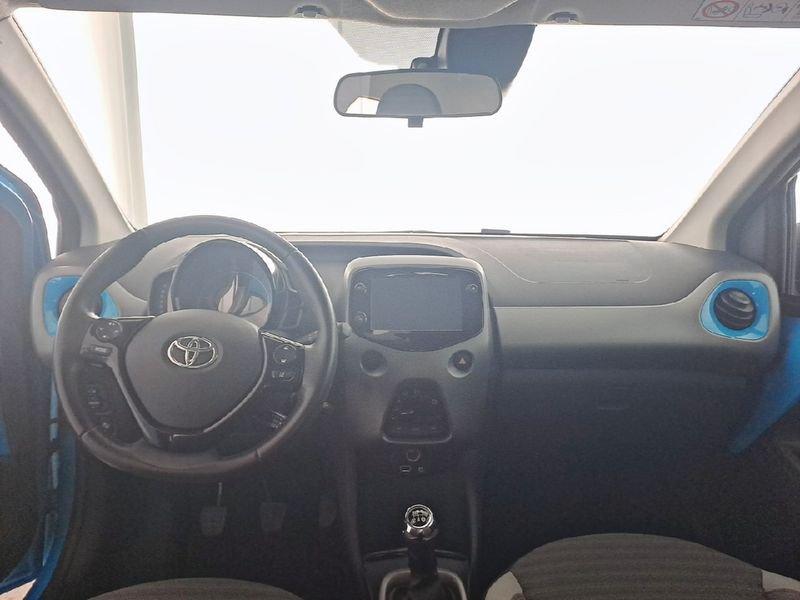 Toyota Aygo 1.0 VVT-i x-play