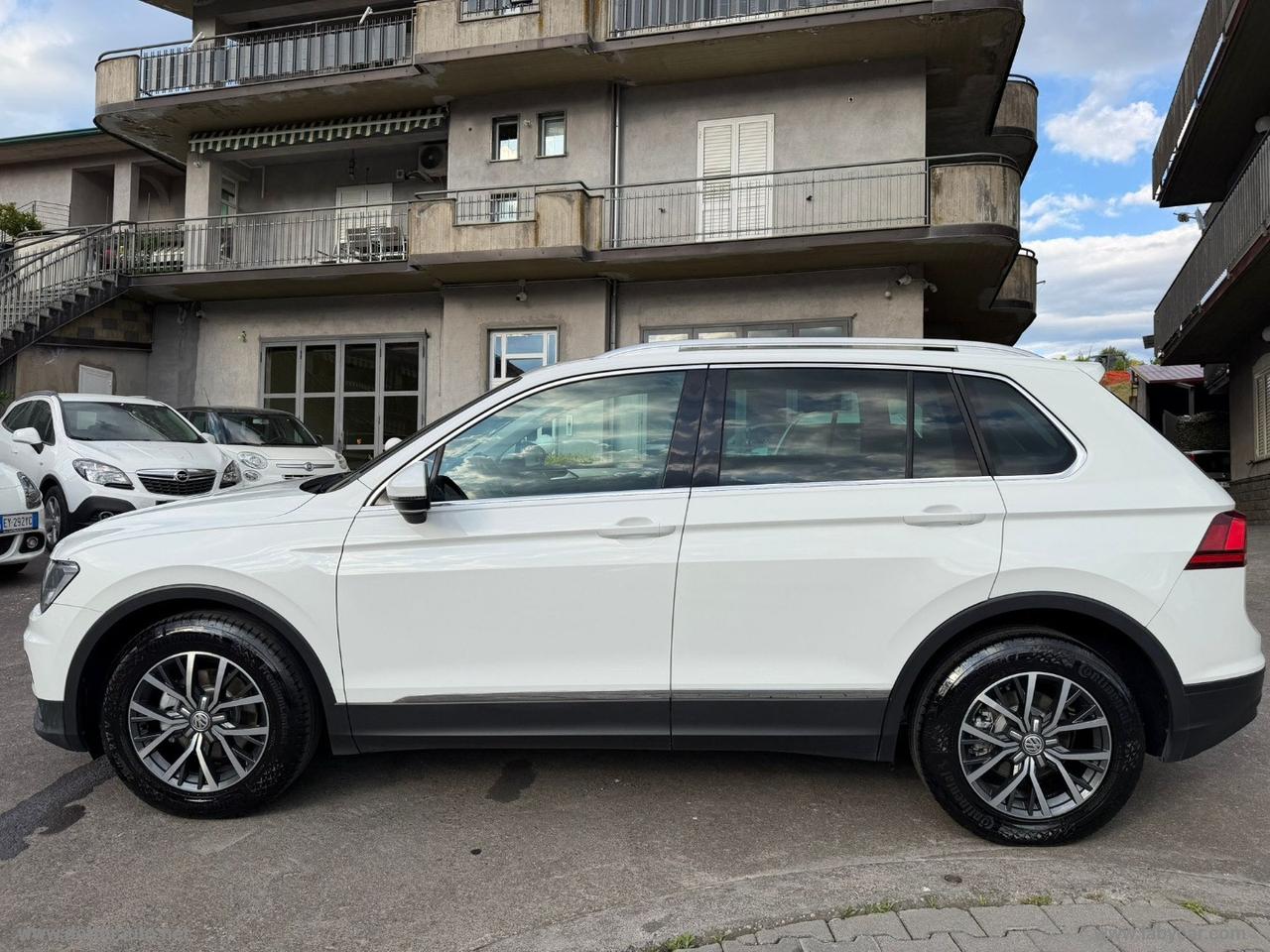 VOLKSWAGEN Tiguan 1.6 TDI Business BMT