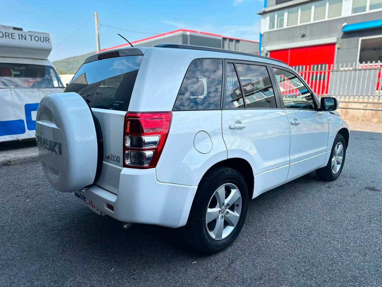 Suzuki Grand Vitara 1.9 4X4 5 porte Executive Crossover