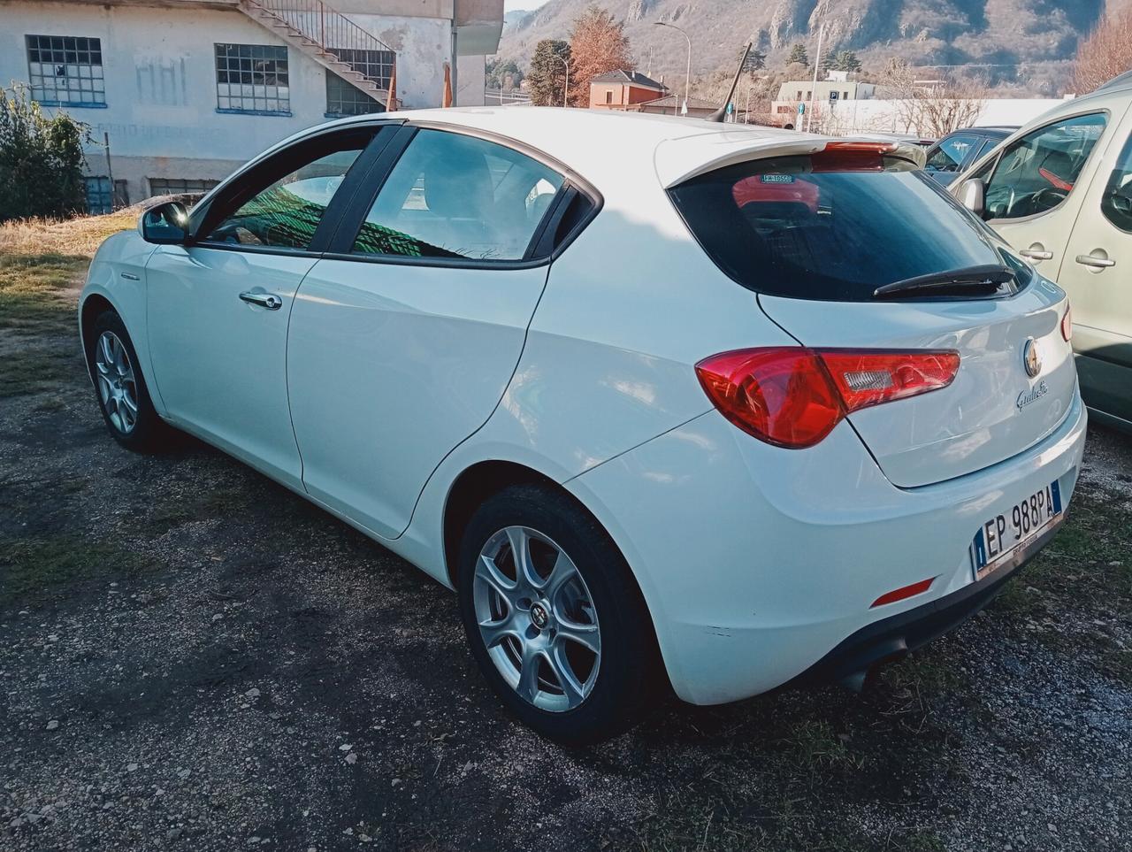 Alfa Romeo Giulietta 1.6 JTDm-2 105 CV Exclusive