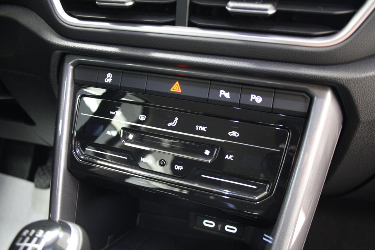 VOLKSWAGEN T-ROC 2.0 TDI 116CV BLACK *2023