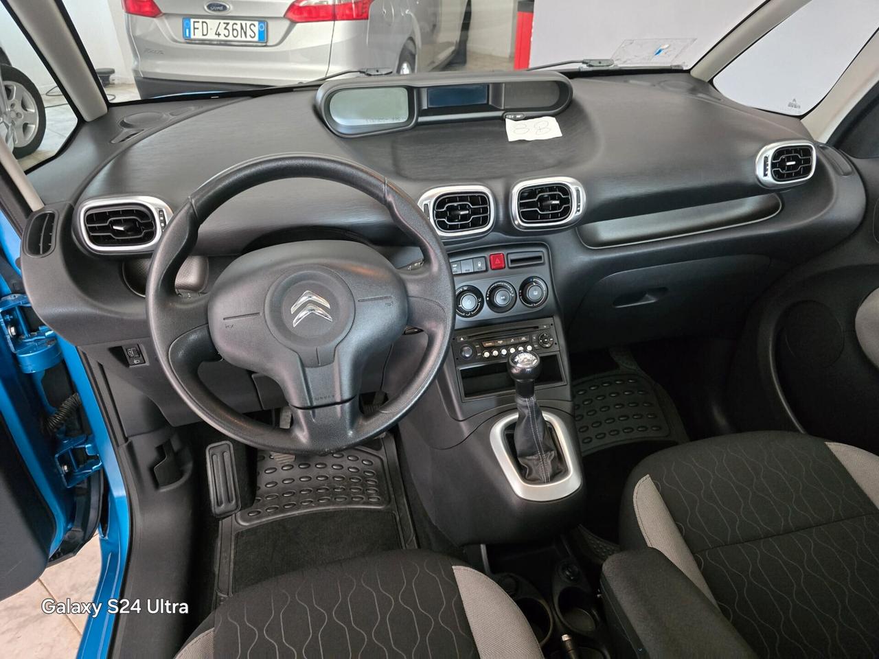 Citroen C3 Picasso C3 Picasso 1.4 VTi 95 Exclusive Theatre