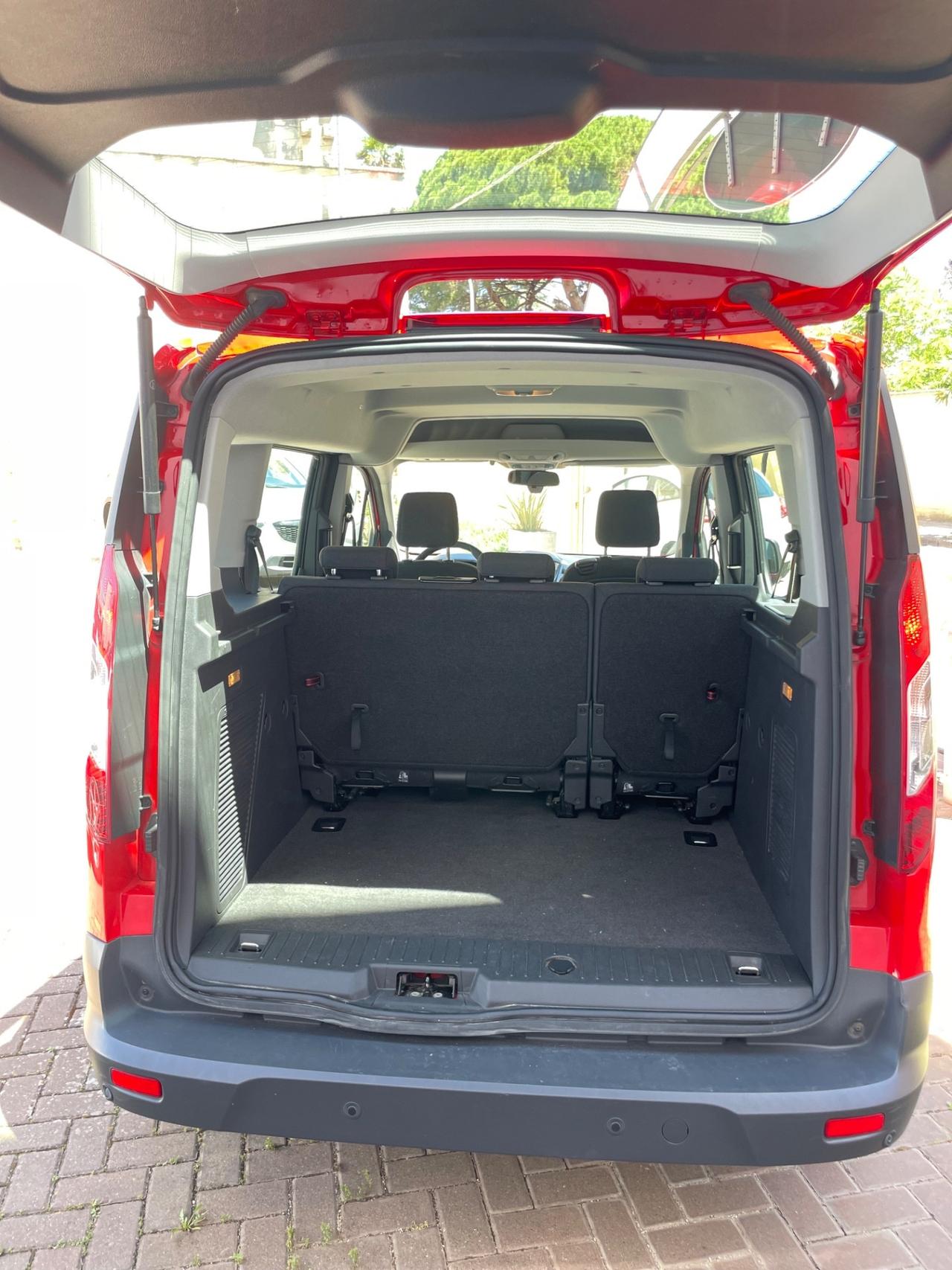 Ford Tourneo Connect Tourneo Connect 1.5 TDCi 120 CV Titanium