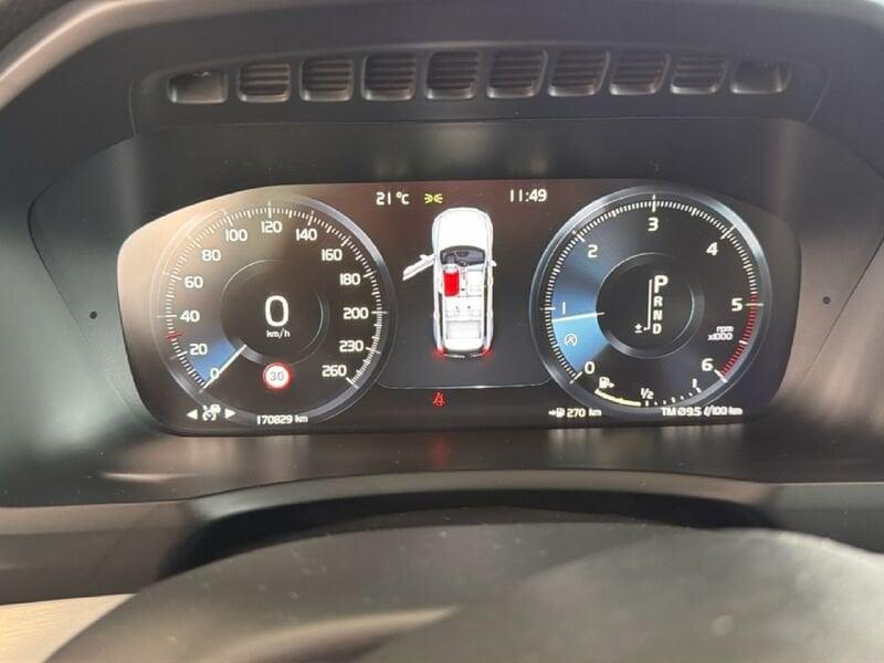 Volvo XC90 D5 AWD Geartronic Momentum