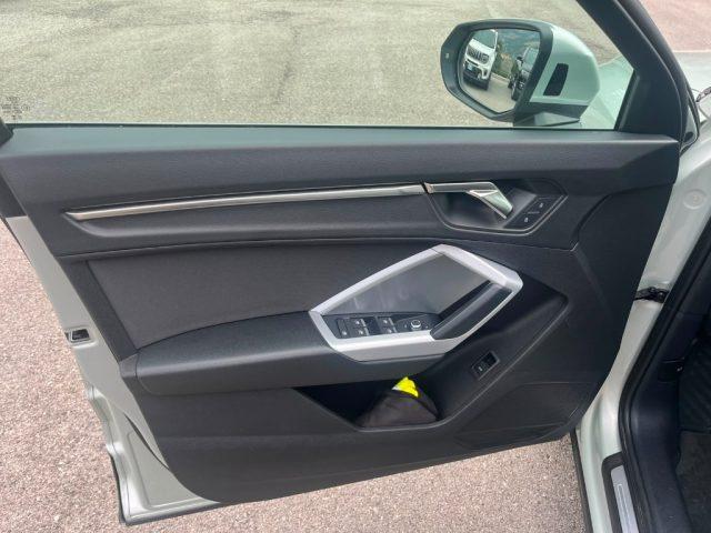 AUDI Q3 SPB 35 TDI S line edition