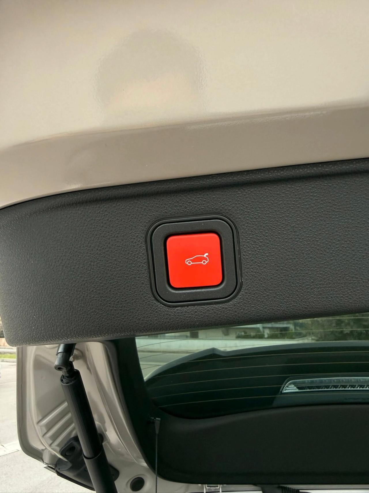 Alfa Romeo Junior 1.2 145 CV Hybrid eDCT6 Speciale