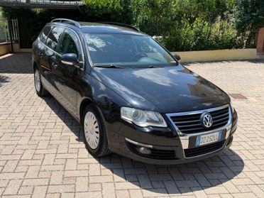 Volkswagen Passat 2.0 TDI DPF Var. Comfortline