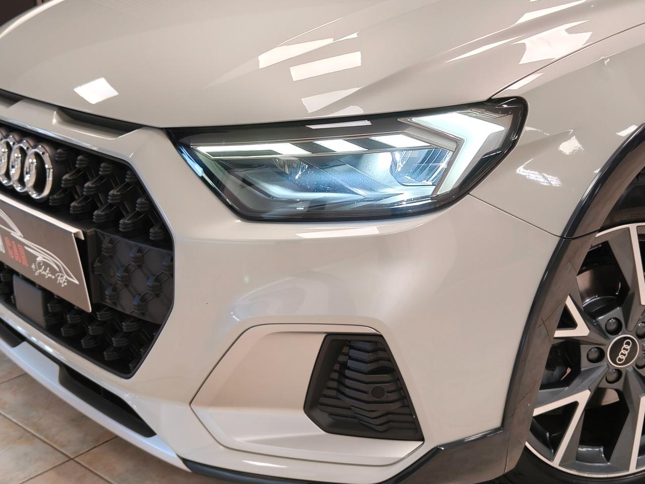 Audi A1 allstreet 30 TFSI Admired