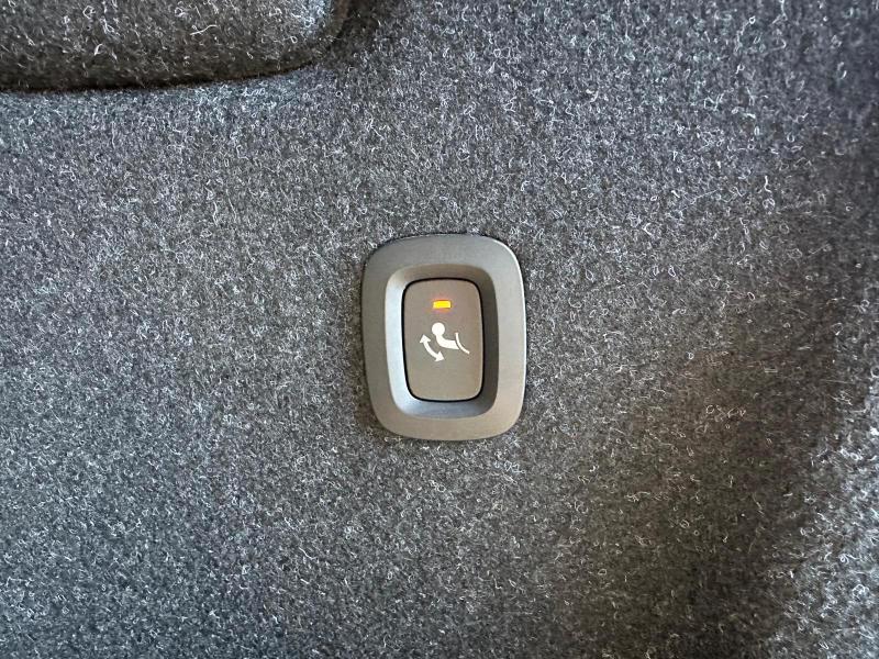 Volvo XC40 1.5 t2 Momentum auto my21