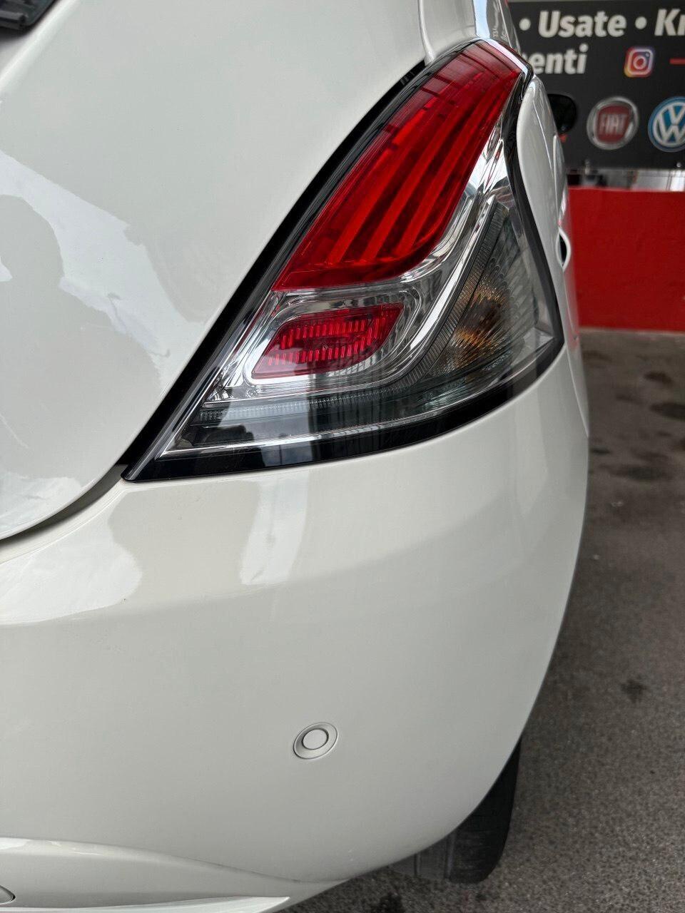 Lancia Ypsilon 1.0 FireFly 5 porte S&S Hybrid Ecochic Gold