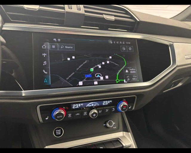 AUDI Q3 35 TDI S tronic Business Advanced
