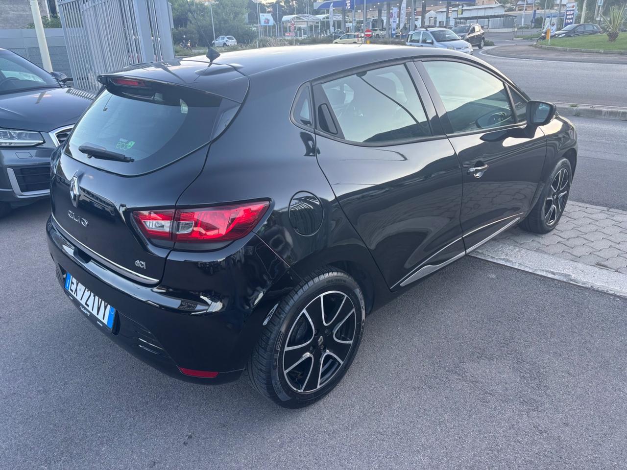 Renault Clio 1.5 dCi 8V 75CV 5 porte Costume National