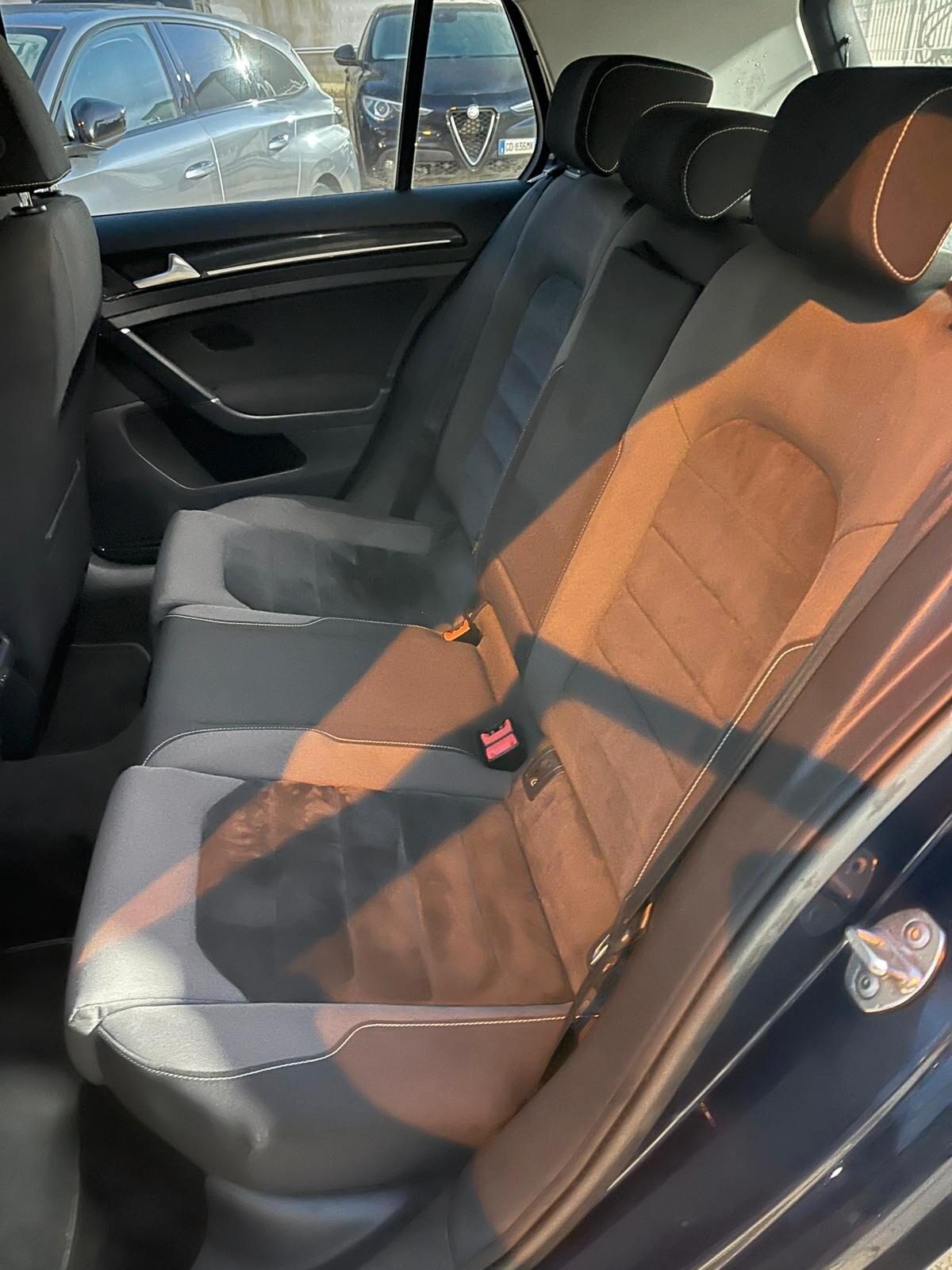 Volkswagen Golf Business 1.6 TDI 5p. Highline BlueMotion Technology