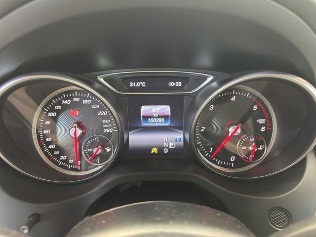 MERCEDES-BENZ GLA 220 d Automatic Sport