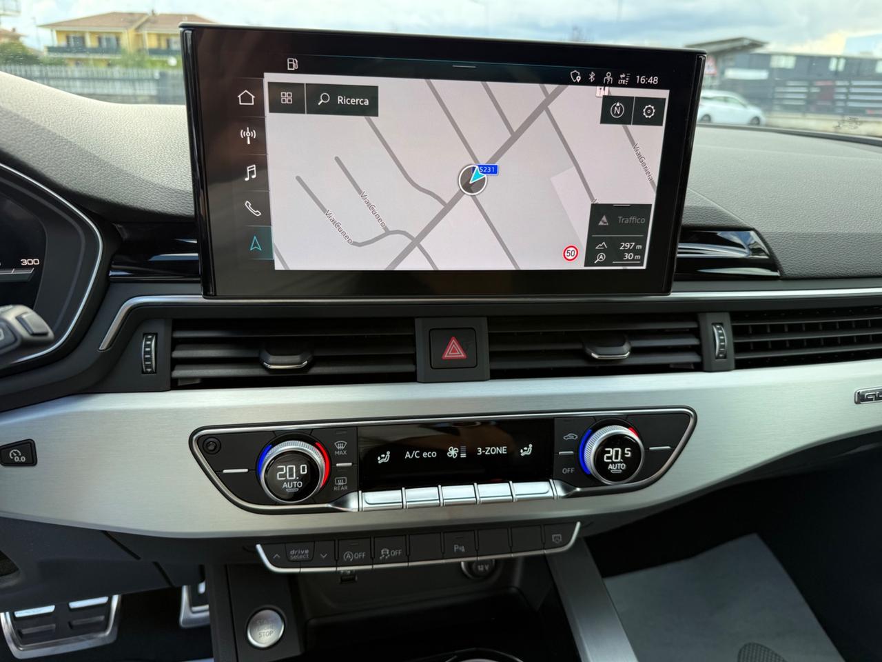 Audi A4 Avant 40 TDI quattro S tronic line edition