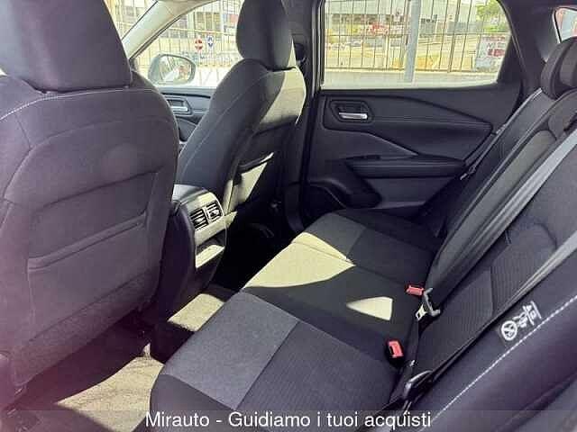 Nissan Qashqai MHEV 140 CV N-Connecta - VISIBILE IN VIA DI TORRESPACCATA 111