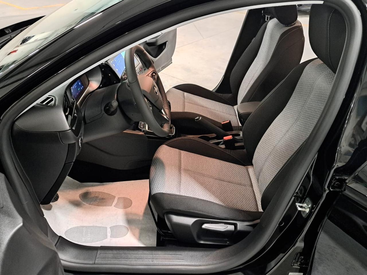 Opel Corsa 1200 75CV 5 Porte Km. 0