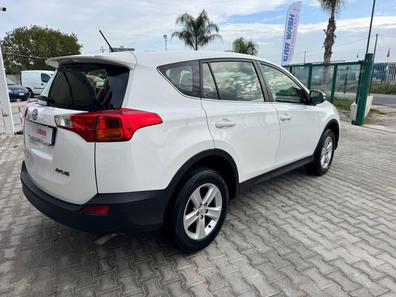 Toyota RAV 4 RAV4 2.0 D-4D 2WD