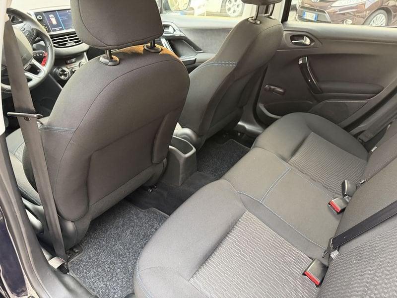 Peugeot 208 208 5p 1.2 puretech Allure 82cv CINGHIA NUOVA