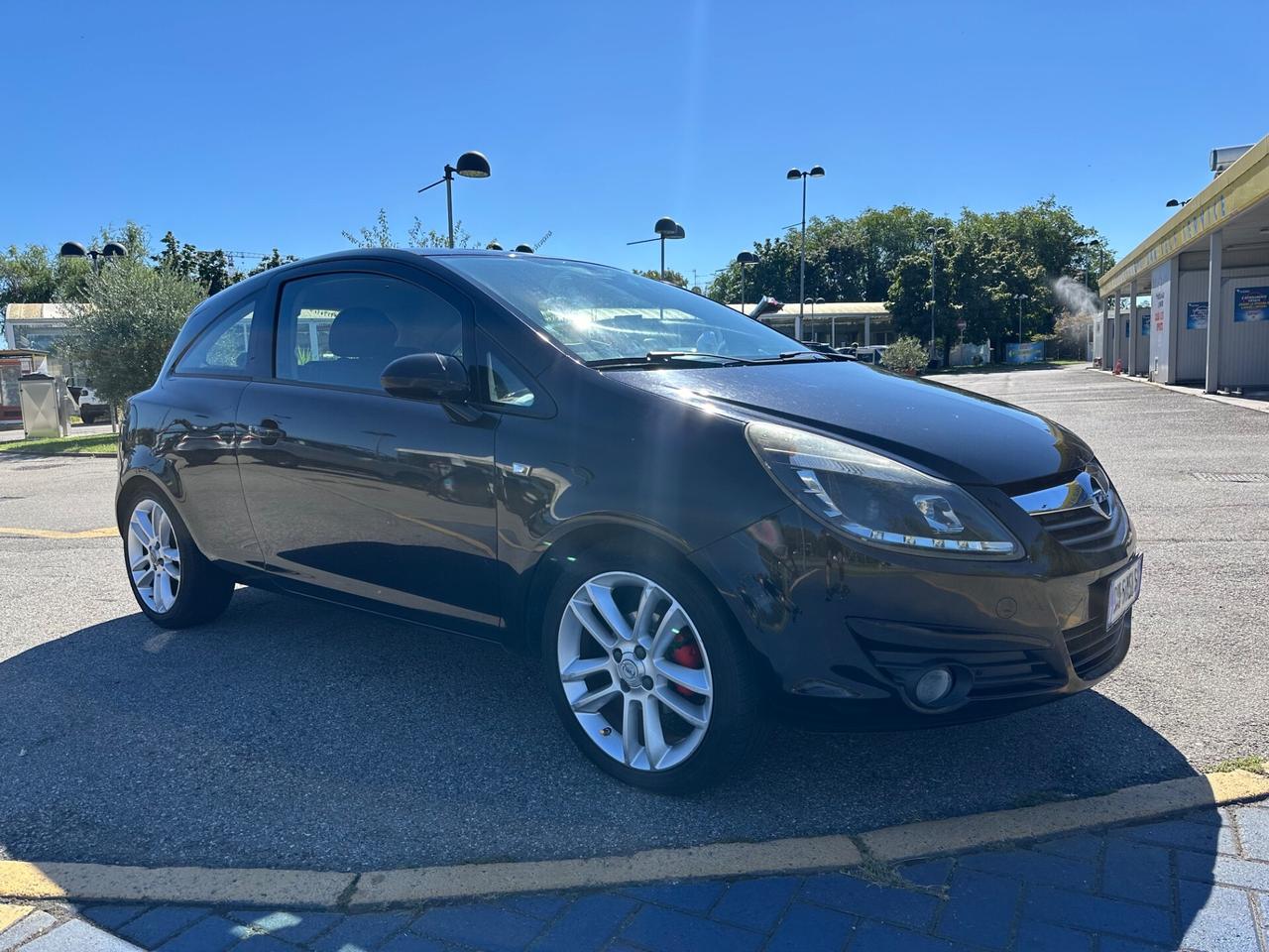 Opel Corsa 1.2 3 porte Sport BENZINA NEOPATENTATI