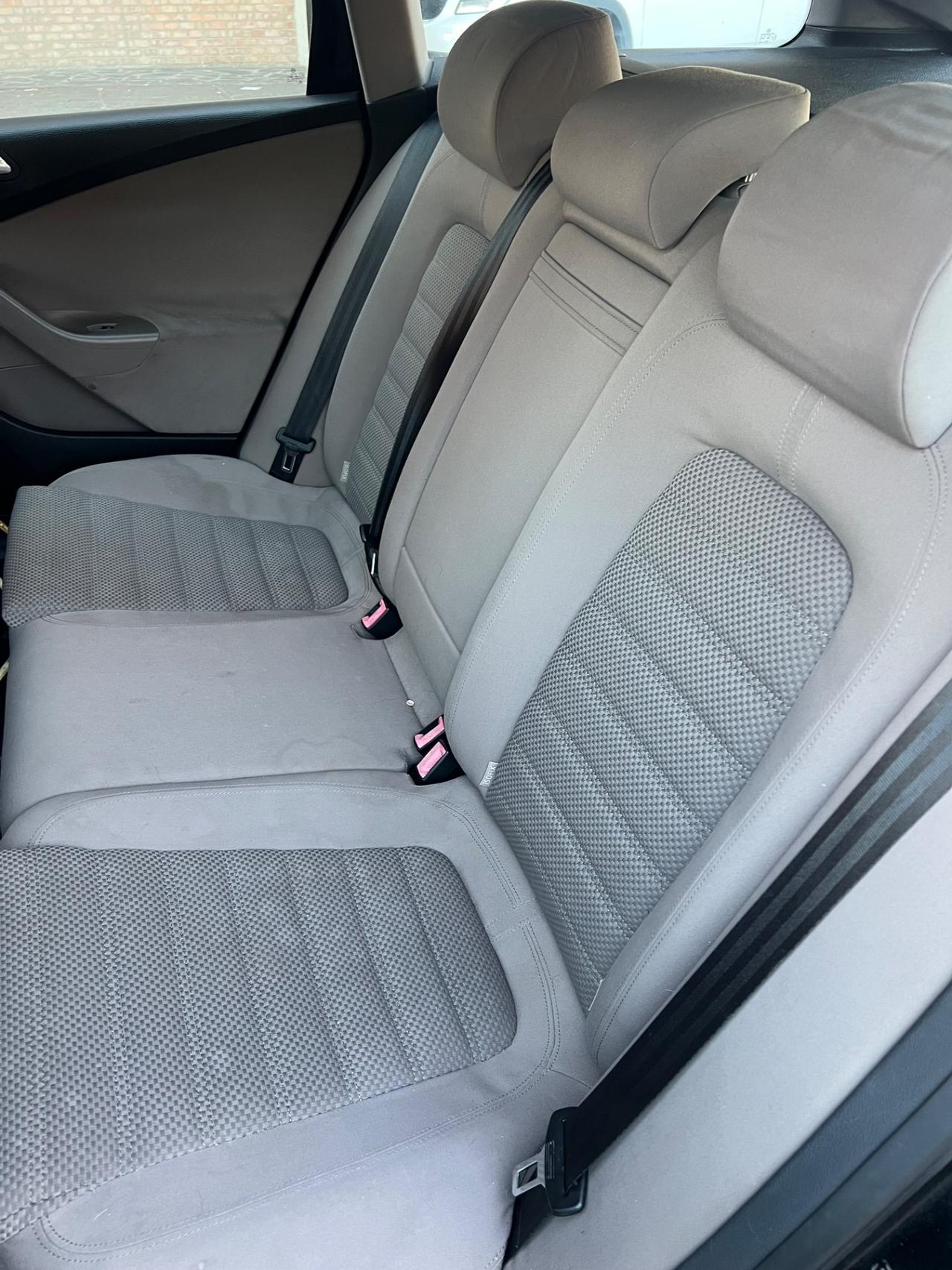 Volkswagen Passat 2.0 TDI DPF Var. DSG Highline