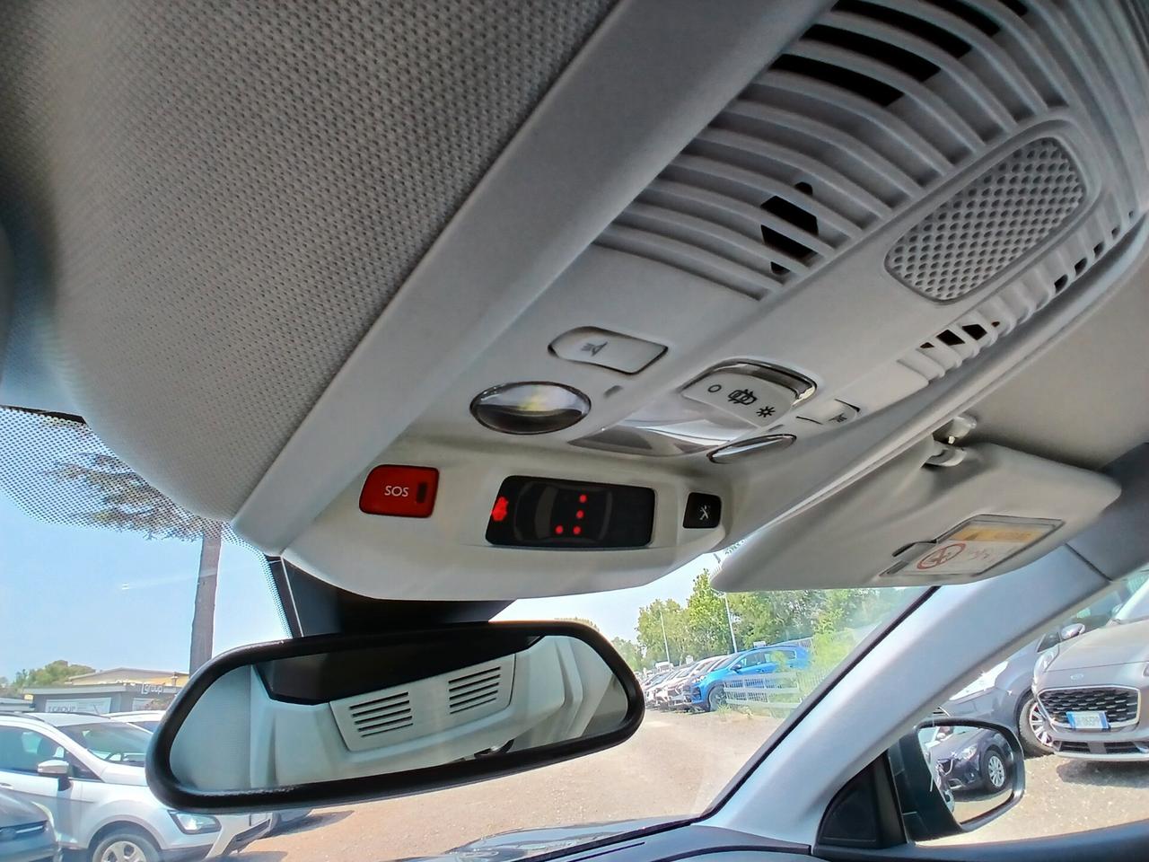 Peugeot 3008 BlueHDi 130 S&S EAT8 Business