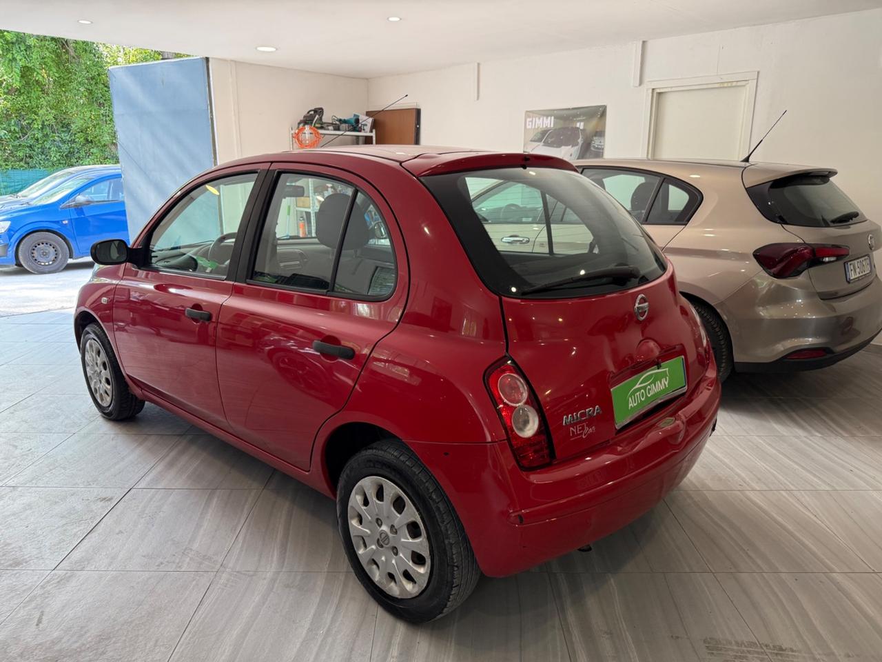 Nissan Micra 1.2 benzina neopatentati