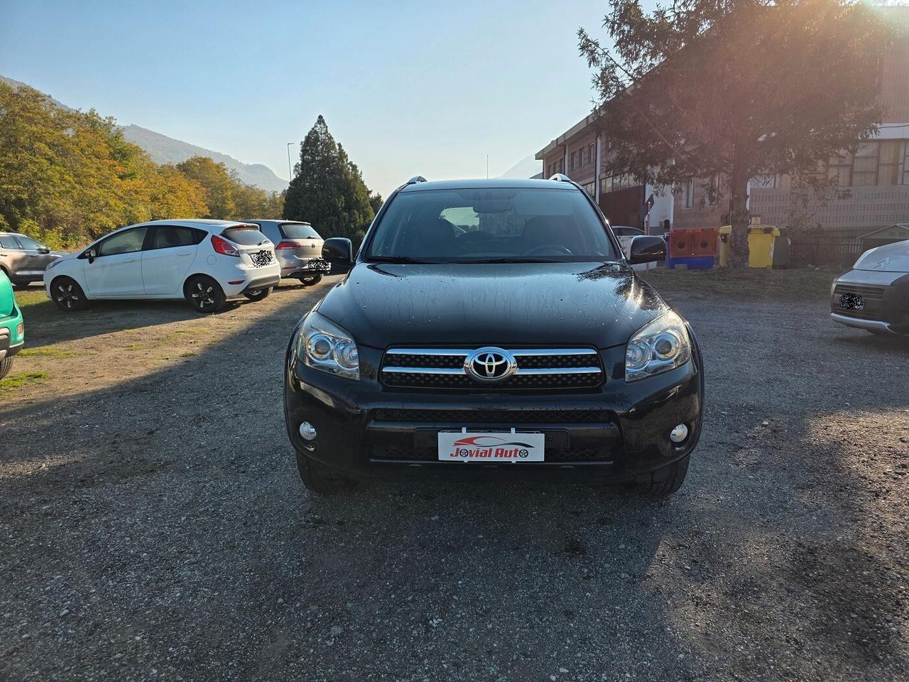 Toyota RAV 4 2.2 D-4D 177 CV Luxury