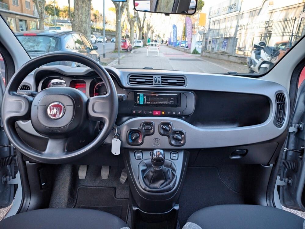 Fiat Panda 1.0 Hybrid SOLI 9000 KM E6