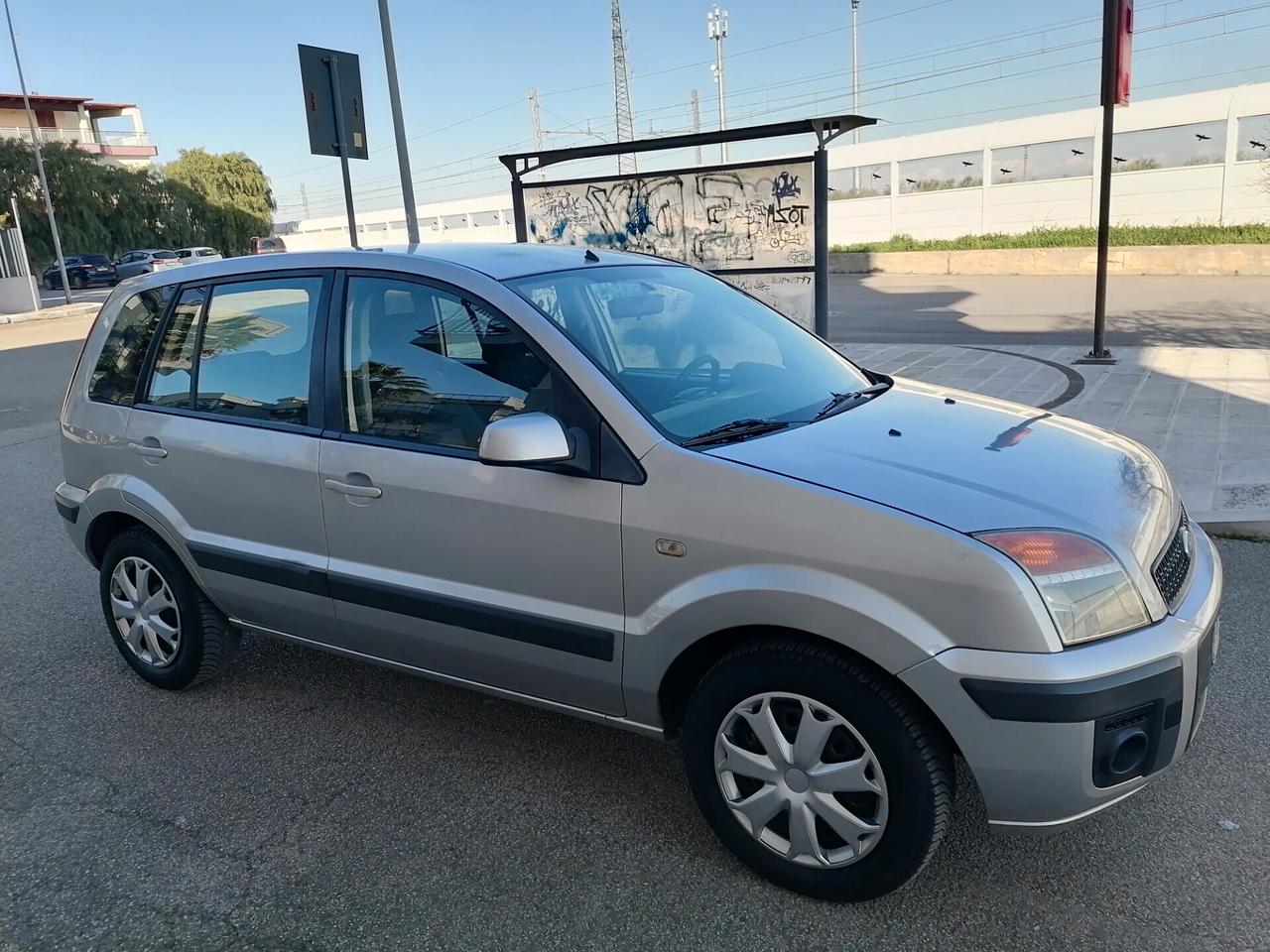 Ford Fusion 1.4 TDCi 5p. 2006