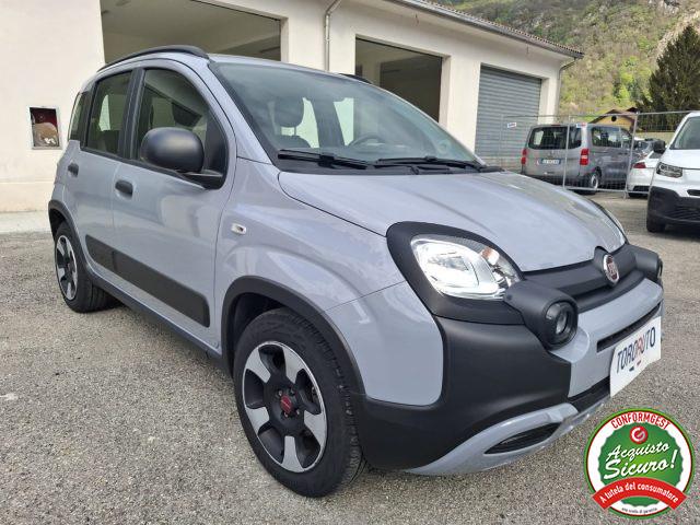 FIAT Panda 1.0 FireFly S&S Hybrid City Cross UNICO PROPRIETAR